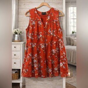 W5 Floral Sleeveless Blouse in Rust Red